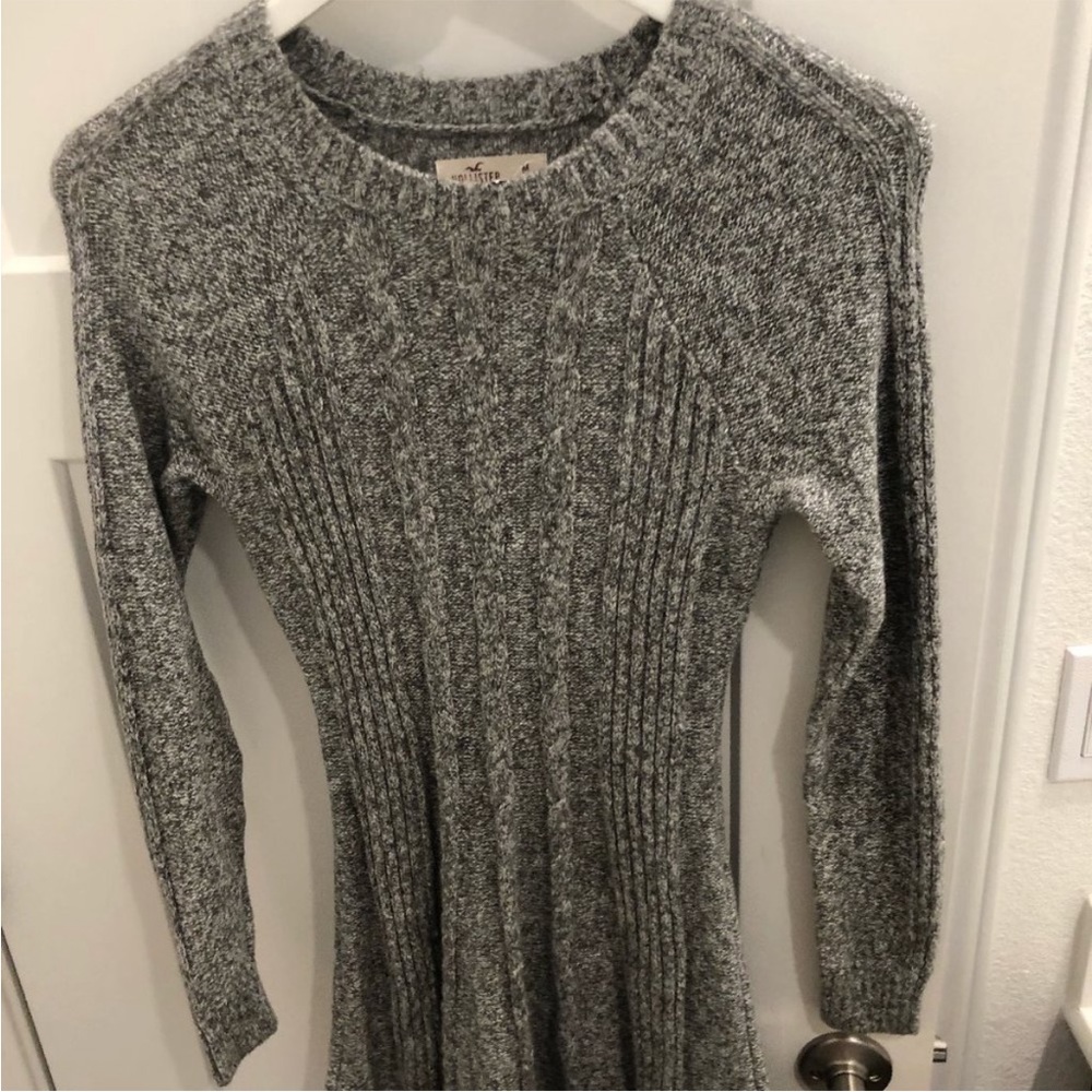 Grey Hollister Sweater Dress, size S (NWT!) ✨